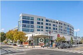 Esquina de las calles Wisc Ave y Albemarle - 4101 Albemarle St NW