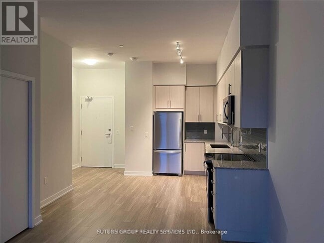 Building Photo - 4085 Parkside Village Dr