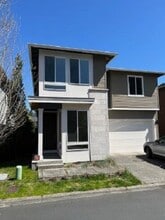 Building Photo - 17629 35th Dr SE