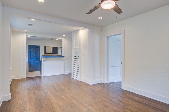 Foto del edificio - 2607 Madden Dr