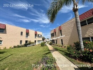 Building Photo - 202 Cedarwood Cir