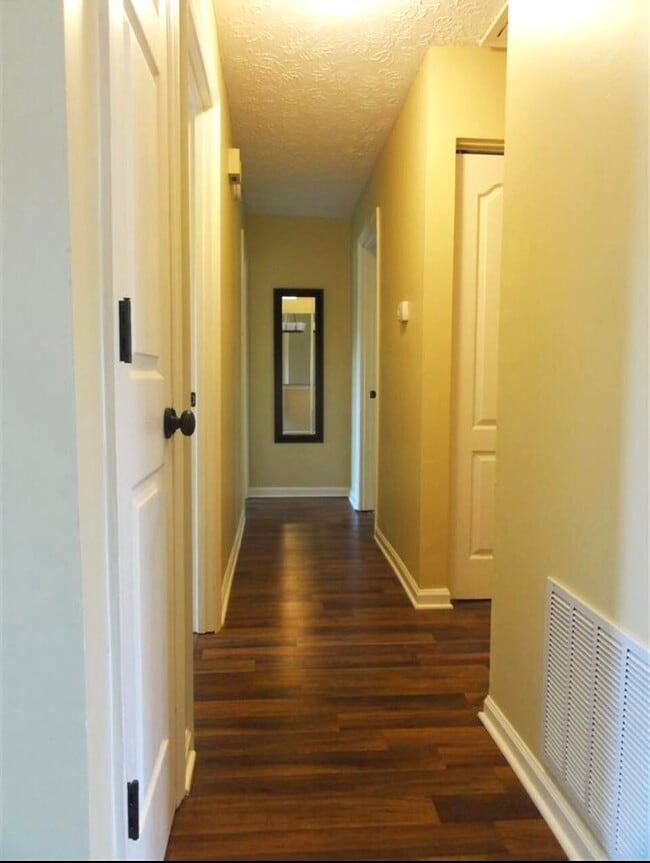 Foto del edificio - 3521 Buckhorn Dr