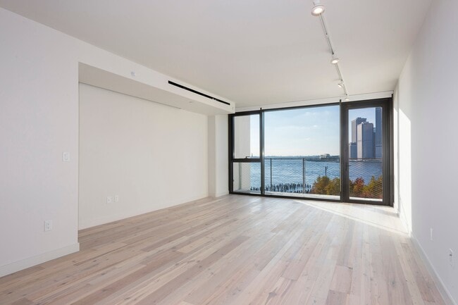 Foto del edificio - 90 Furman St