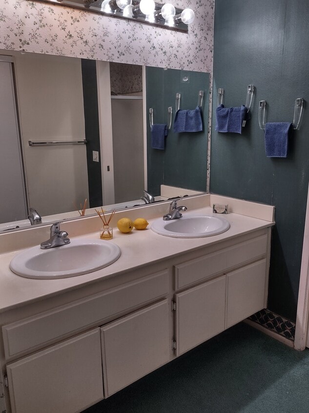 Foto principal - 2429 Gail Ct