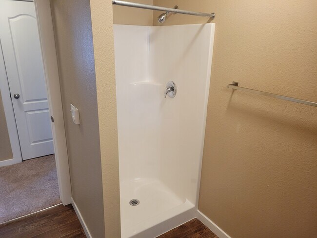 Building Photo - Summit Ridge Apartments