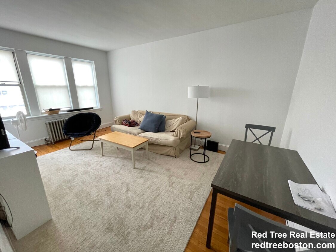 Foto principal - 28 Colborne Rd