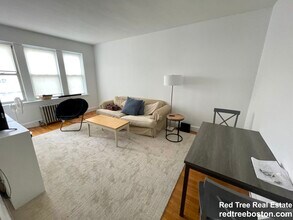 Building Photo - 28 Colborne Rd