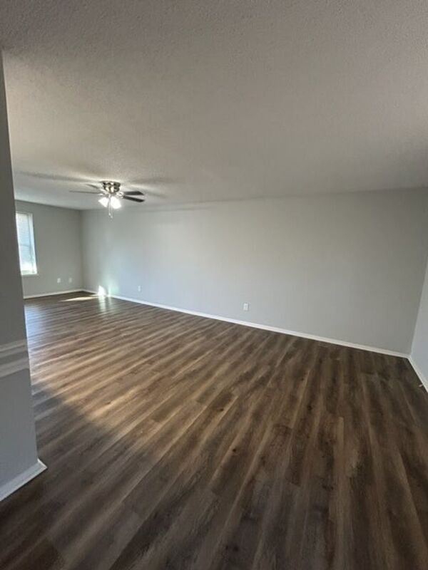 Foto del edificio - 2229 Rice Planters Rd