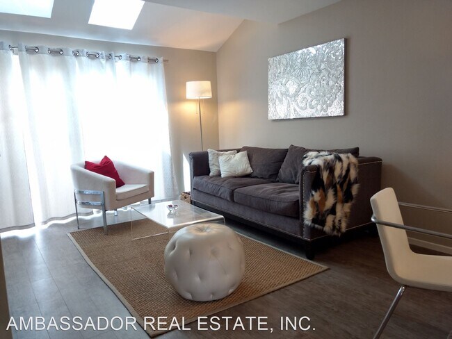 Building Photo - 2 br, 2 bath House - 4243 Arroyo Vista Way...