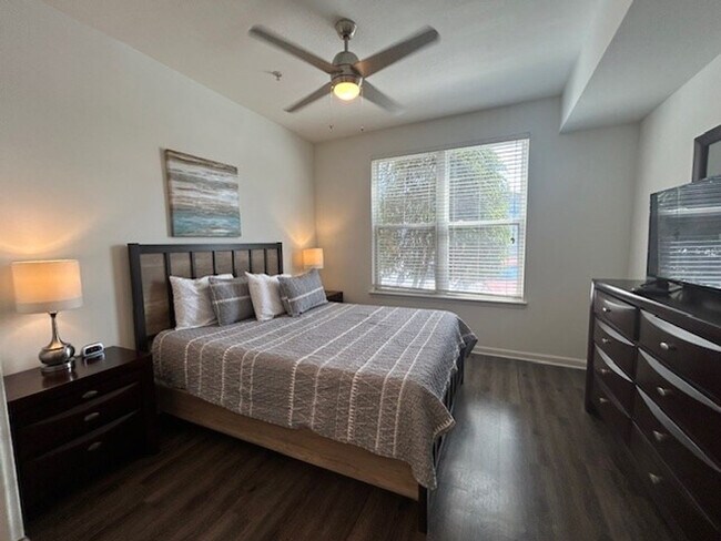 Foto del edificio - 555 14th St NW