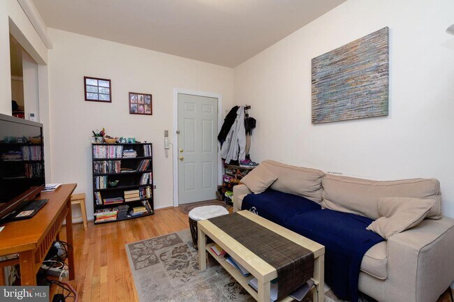 Foto del edificio - 1736 Pine St