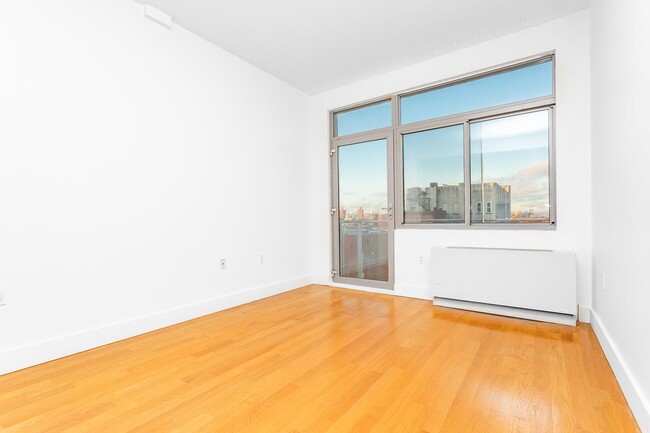 Building Photo - 836 Bergen St