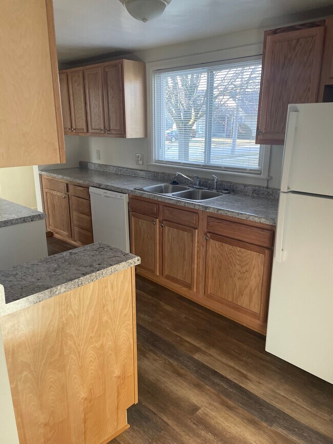 New Kitchen - 641 S College Dr