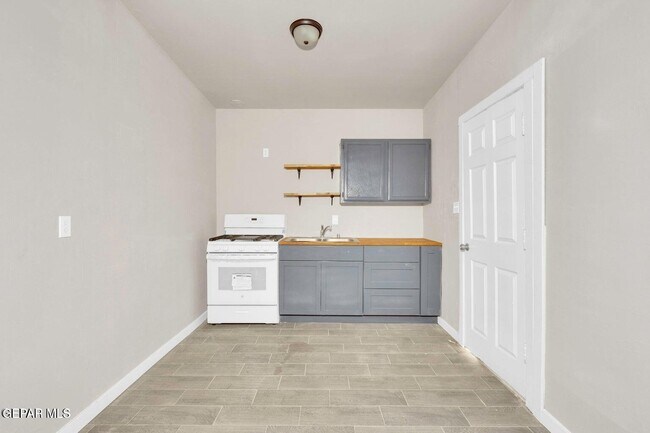 Building Photo - 8827 Mt Elbert Dr