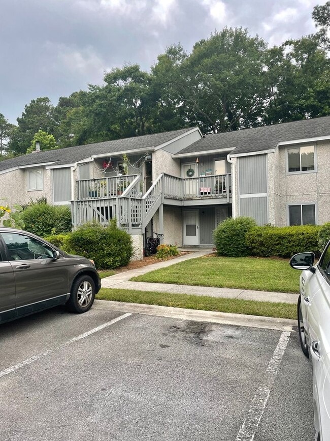 Building Photo - 104 Shoals Dr