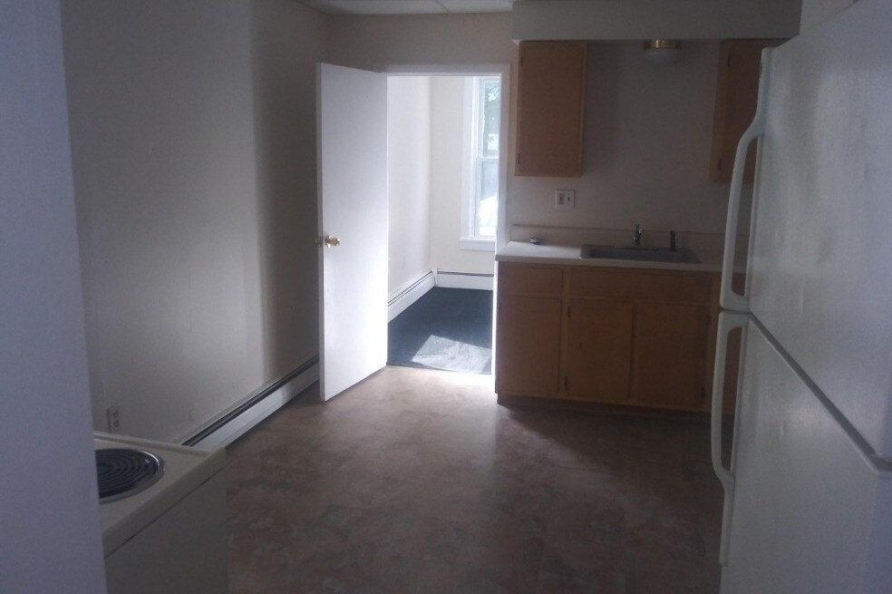 116 State St, Rutland, VT 05701 Apartments in Rutland, VT