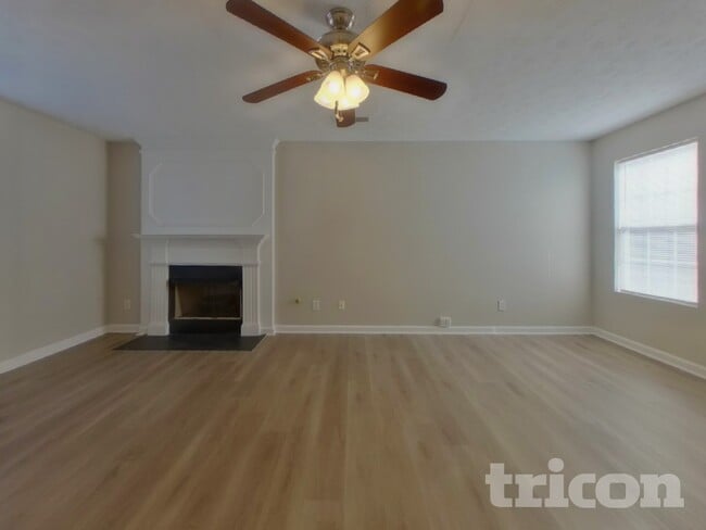 Building Photo - 6238 Leverett Dr