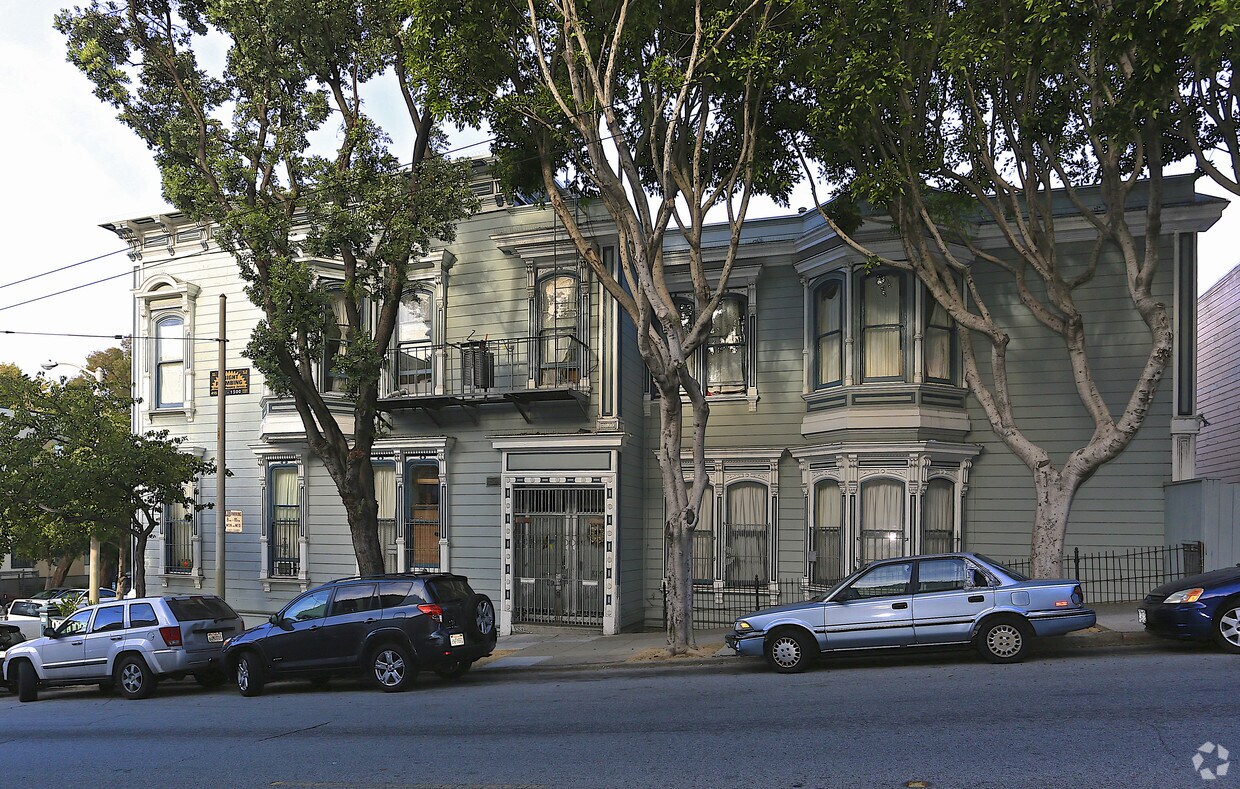 Building Photo - 896-898 Fillmore St