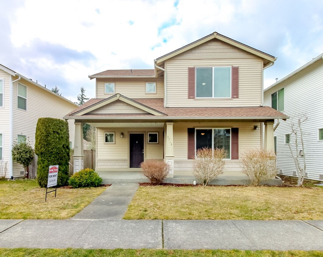 Primary Photo - DuPont 3 bedroom plus loft home