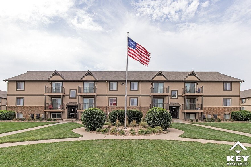 Landing Apartments Rentals Wichita, KS