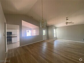 Building Photo - 3551 Gloxinia Dr