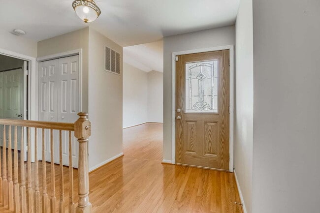 Foto del edificio - Modern Comfort and Convenience Await