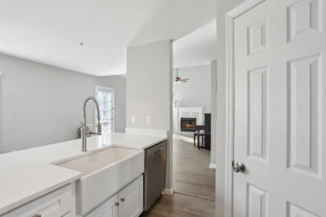 Building Photo - 2058 Drogheda Ln