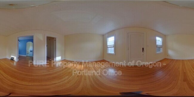 Foto del edificio - 2411 SE Madison St