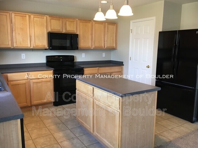 Foto del edificio - 745 Lehigh Cir