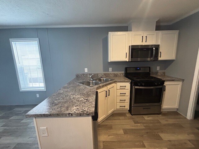 Foto del edificio - 831 N Pontiac Trail