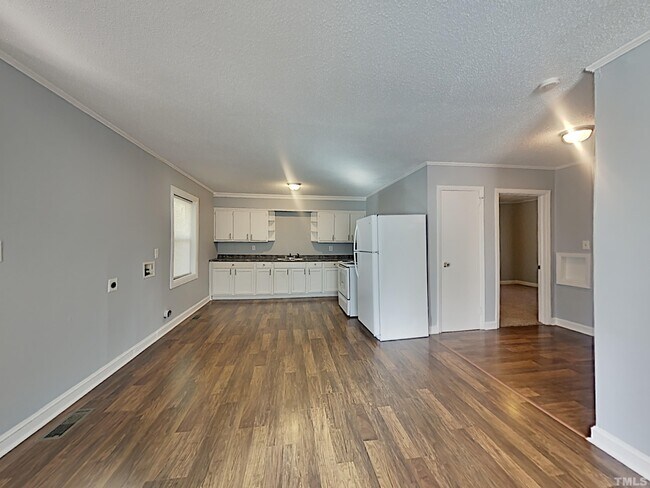 Building Photo - 515 Burlington Ave