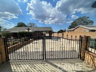 Foto del edificio - 1010 Douglas St