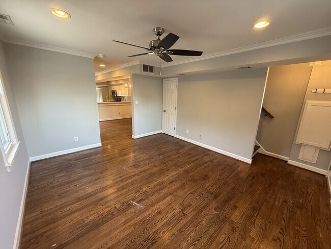 Foto del edificio - 310 20th St NE