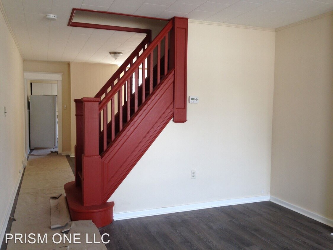 Primary Photo - 2 br, 1.5 bath House - 755 Beatty St