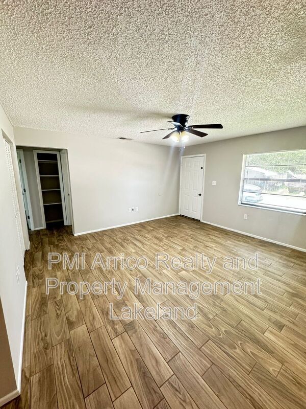 Foto del edificio - 1342 Reynolds Rd