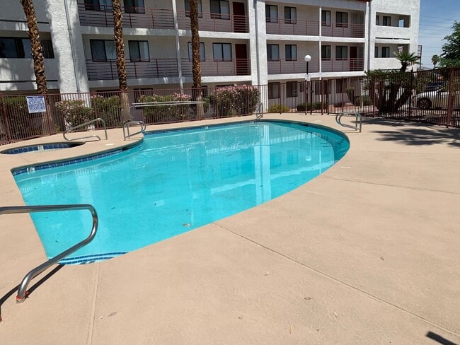 Foto del edificio - Cozy 1 bedroom unit near campus
