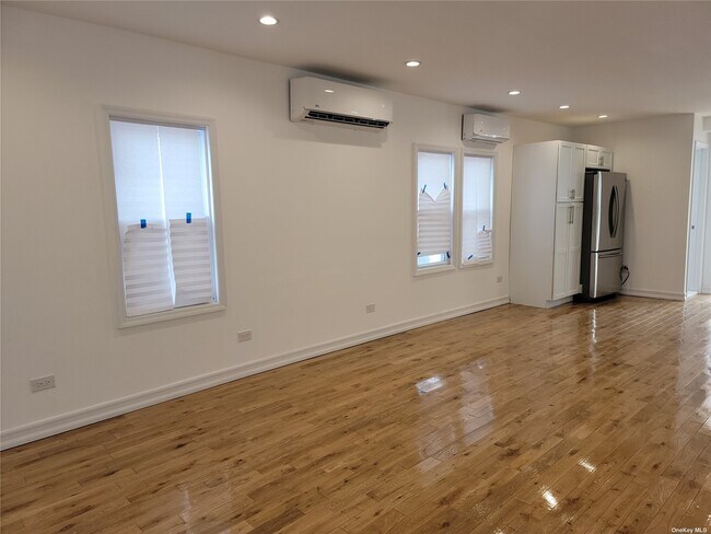Building Photo - 191 Beach 114th St