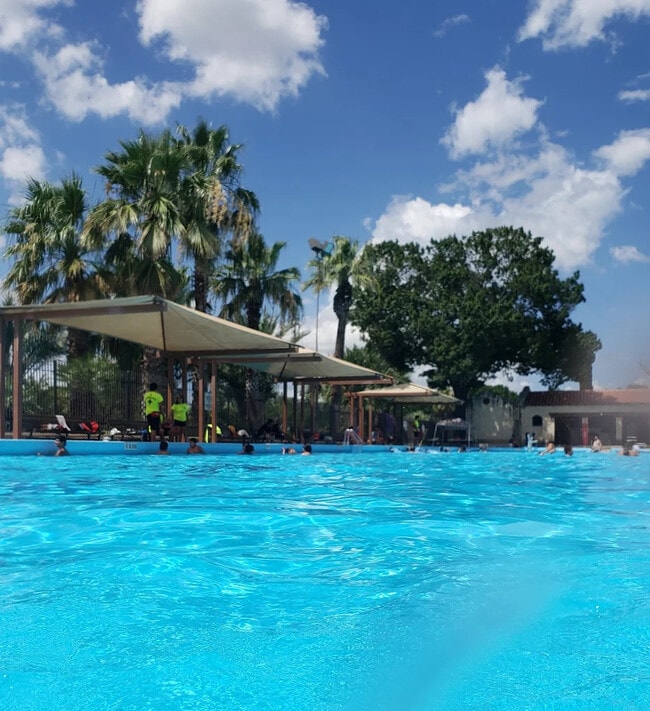 Woodlawn Pool - 623 Donaldson Ave