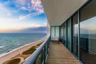 Building Photo - 900 N Ocean Blvd