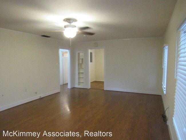 Building Photo - 3 br, 1.5 bath House - 535 River St