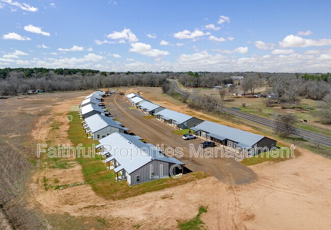 Foto del edificio - 21579 County Rd 2138