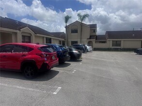 Building Photo - 6532 NW 170th Terrace