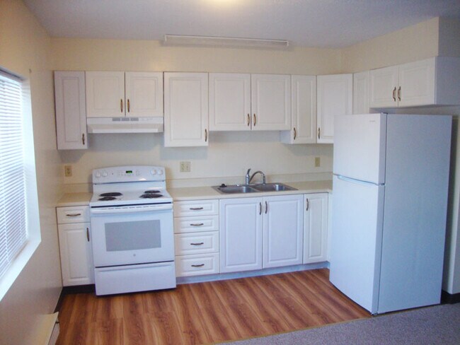 Cocina - 441 White Ln