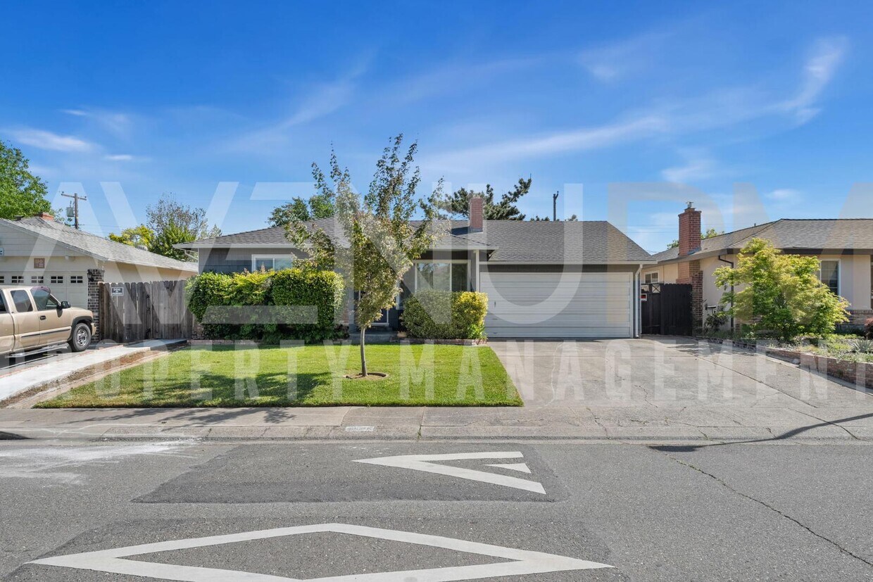 Foto principal - 2420 39th Ave