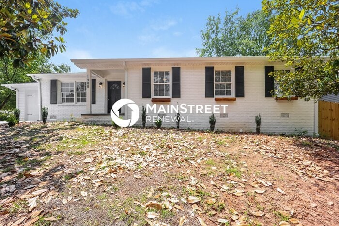 4 Bedroom Pet-Friendly Home in ATLANTA, GA with Main Street Renewal - 4 Bedroom Pet-Friendly Home in ATLANTA, GA with Main Street Renewal