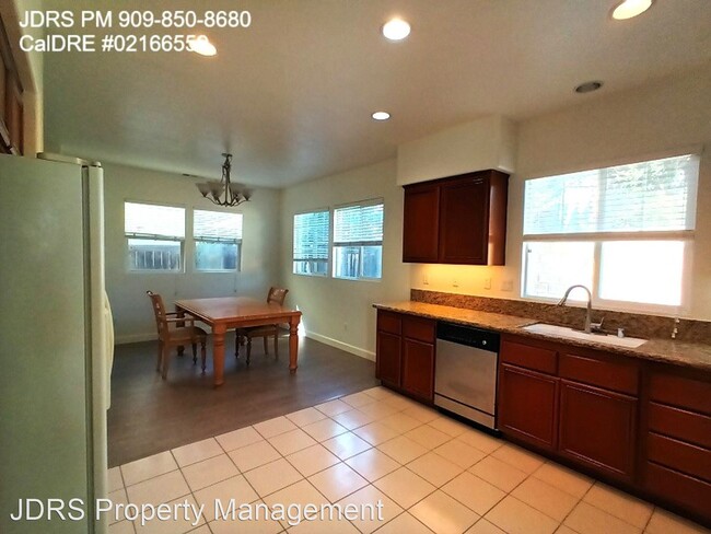 Building Photo - 3 br, 2.5 bath House - 2180 Bella Vista Way