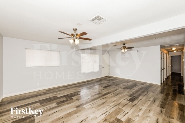 Building Photo - 2012 Bennett St