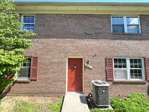 Building Photo - 9528 Hagel Cir
