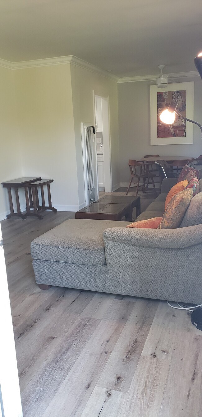 Foto del edificio - 1519 Orange Ave