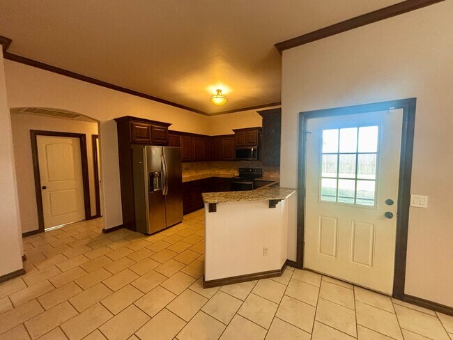 Foto del edificio - Wonderful 3 Bed 2 Bath Home in Yukon
